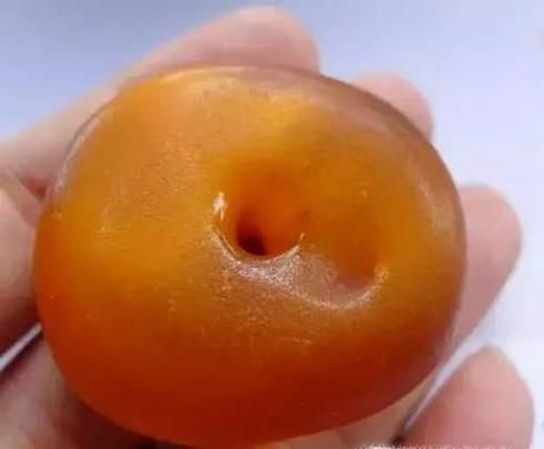 老蜜蜡和新蜜蜡的区别，为什么老蜜蜡价值更高？
