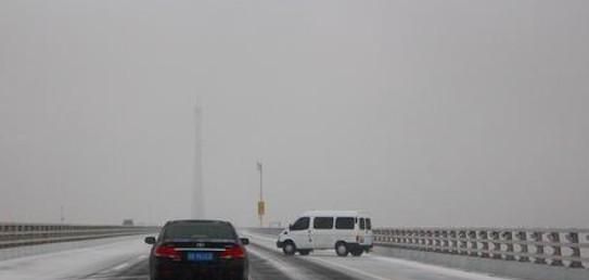 下雪天没有防滑链怎么办