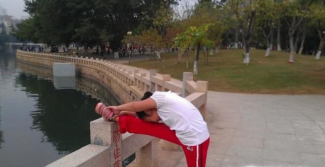 压腿有什么好处？
