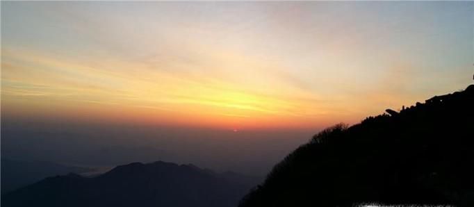 夜爬泰山旅游攻略，以及注意事项