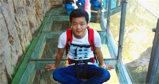 如何安全过玻璃栈道？玻璃栈道游玩要注意什么？