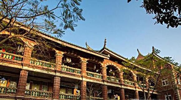 厦门旅游之厦门大学景点介绍
