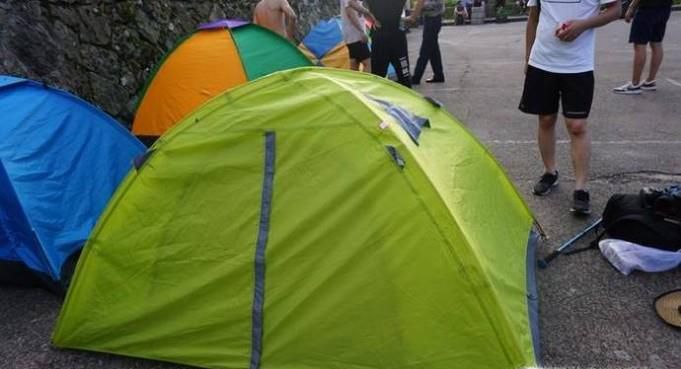 在黄山住帐篷露营要注意什么