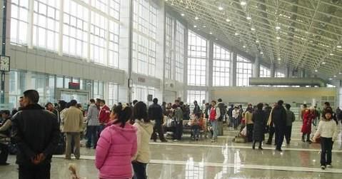 第一次坐火车需要注意什么