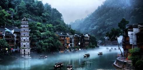 凤凰古城游玩攻略