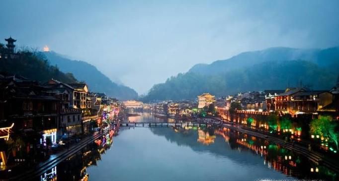 长沙到凤凰古城自助旅游必备指南