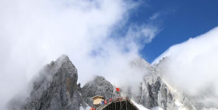 丽江古城到玉龙雪山怎么走,丽江古城到玉龙雪山打车多少钱
