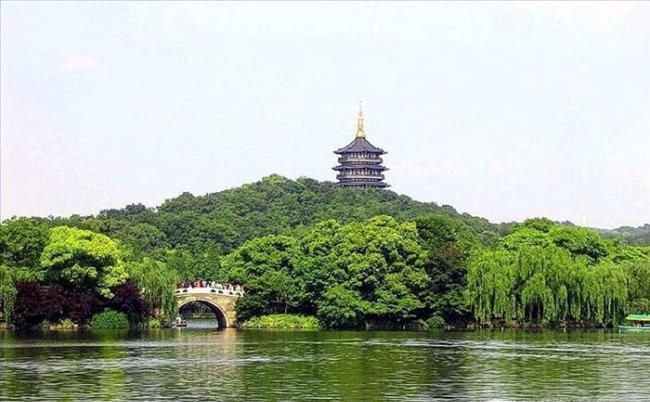 杭州的十大名胜古迹有哪些？