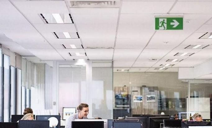 如何适应新时代的工作环境?