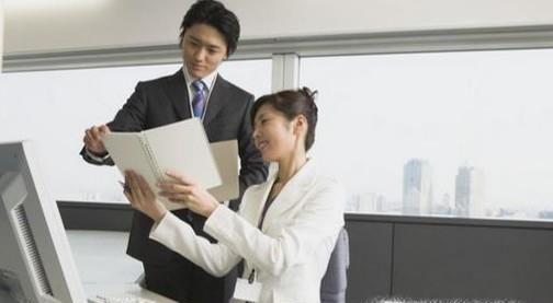 怎么恰当的感谢帮过自己的前辈?