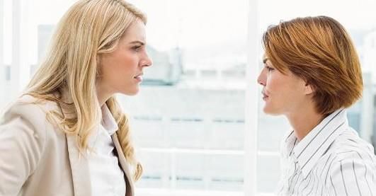 同事算计你的时候该怎么办?如何避开这些算计?