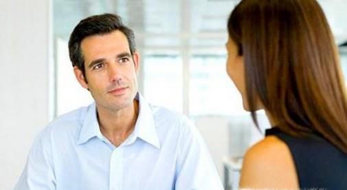 求职面试时应该怎么自我介绍?