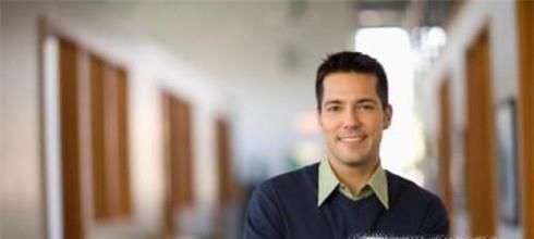 男士面试穿着打扮的建议