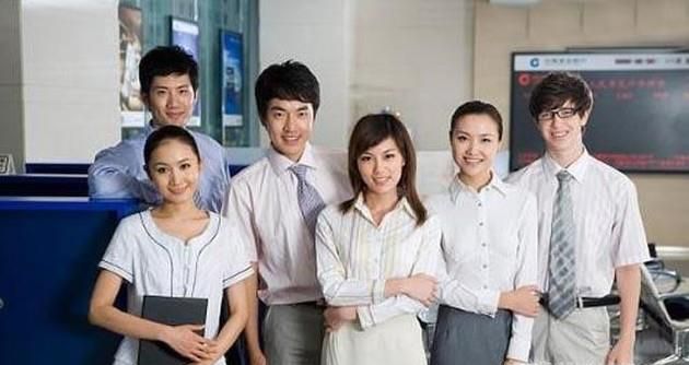 塑造怎样的仪表仪态能让自己在职场中加分？