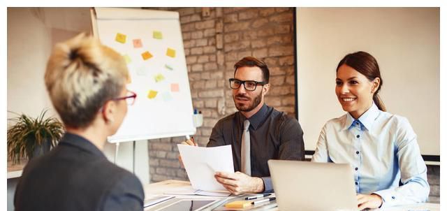 面试时如何进行自我介绍