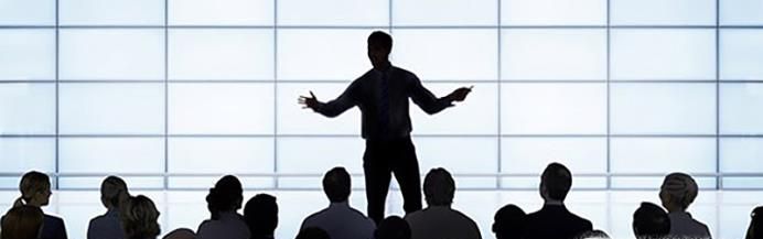 如何评价领导优缺点