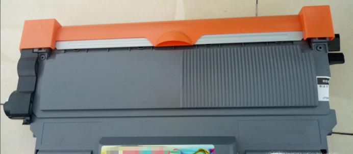 如何更换打印机硒鼓