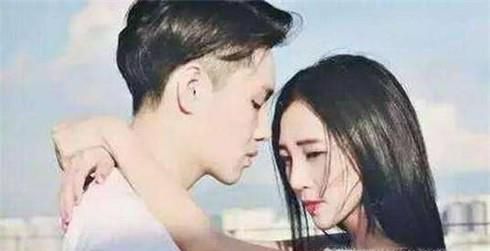 男人为何忘不了前女友