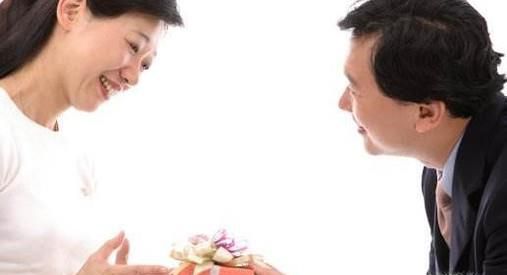 男生女生送的一些常见礼物都有什么意义