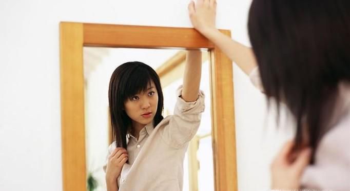 恋爱中的女人变化