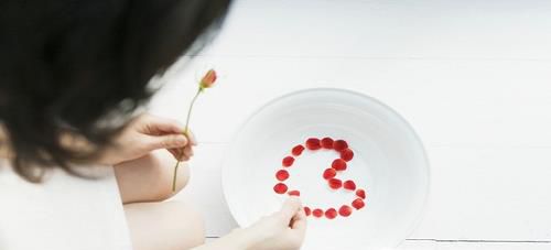 女人要的安全感是什么，女人没有安全感怎么办