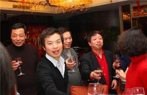 陪领导吃饭应酬的技巧