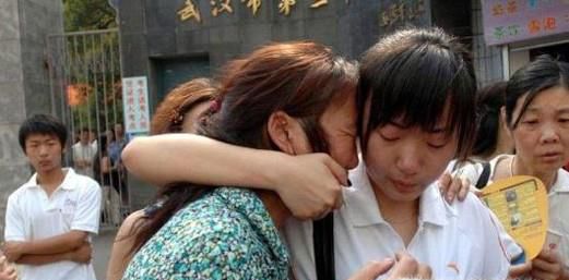 高考在即父母如何调整心态？别做高考焦虑父母！