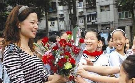 教师节中学生给老师送什么礼物好呢