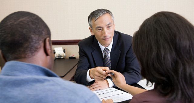 夫妻亲还是兄弟姐妹亲？