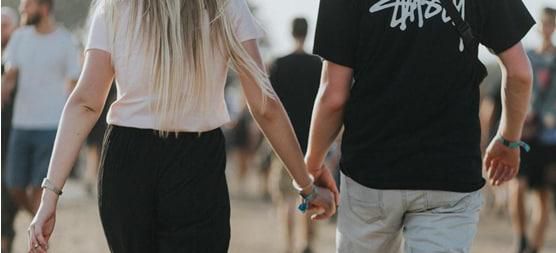 和直男谈恋爱的技巧
