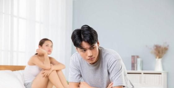 老婆一生气就不让进卧室怎么办