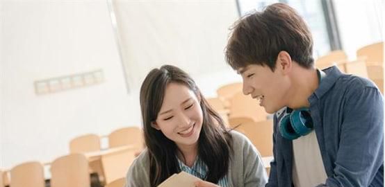 大学生可以谈恋爱吗怎么样正确恋爱