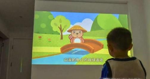 给孩子放动画片，能否通过这样的方式教育孩子？