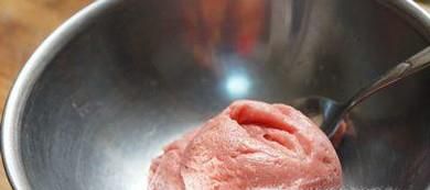 宝宝多大可以吃肉泥