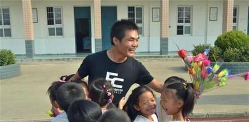 小学生怎样给老师选择教师节礼物？