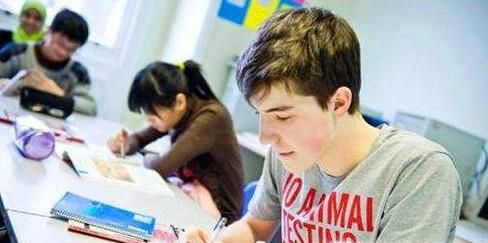 英国本科留学申请攻略介绍