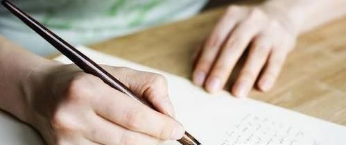 手把手教你三步写好一篇不拿高分没道理的SAT ESSAY