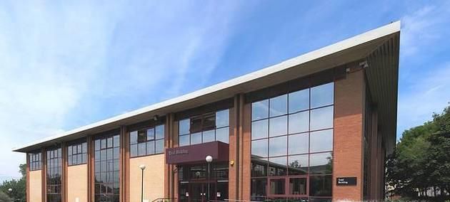 迪肯大学国际会计专业和麦考瑞大学商学硕士-会计专业哪个好？
