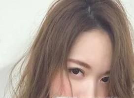 好看的发型女生中长发