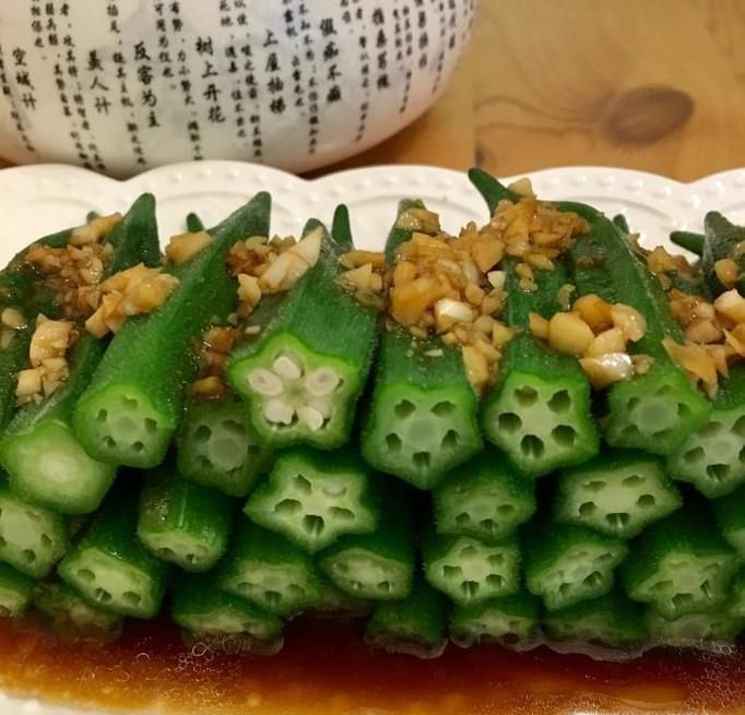 蒜蓉蚝油秋葵的家常做法