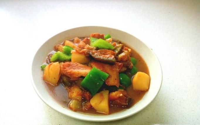 茄子炖土豆的做法