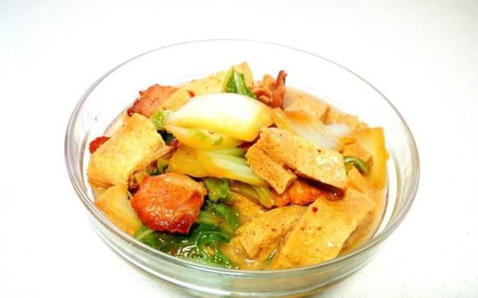 大白菜炖冻豆腐的家常做法