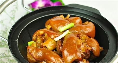 猪脚不一样的做法---干锅盐味猪脚