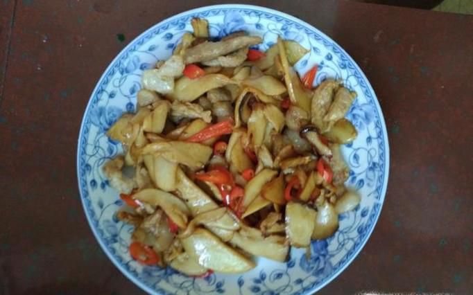 麻辣瘦肉炒杏鲍菇