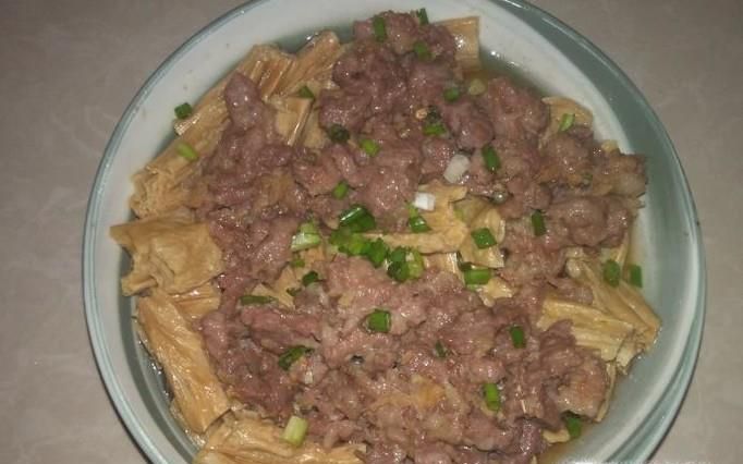 肉末蒸腐竹的做法