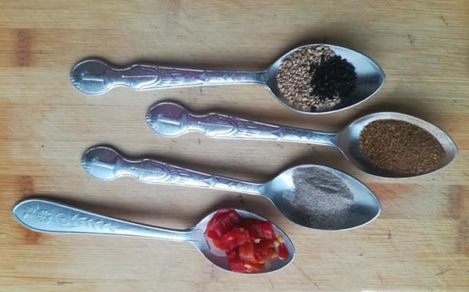麻辣烫高汤的制作方法