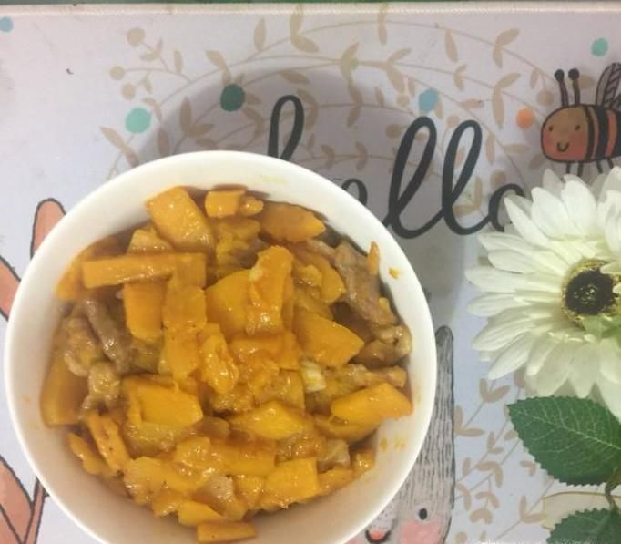 老南瓜炒肉如何做好吃？
