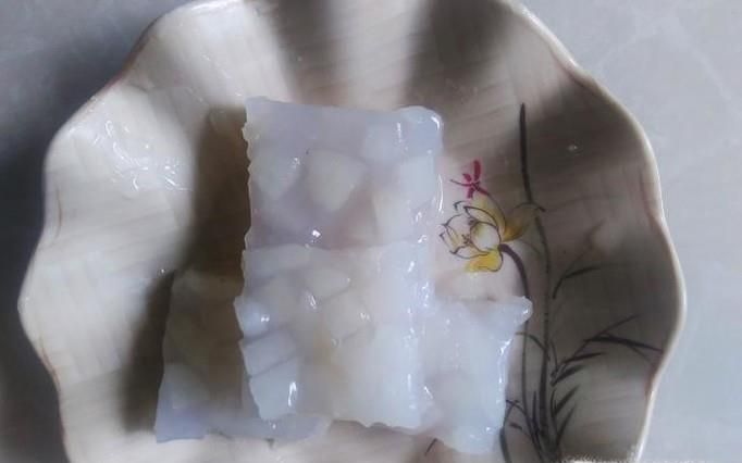 自做的雪梨糕点