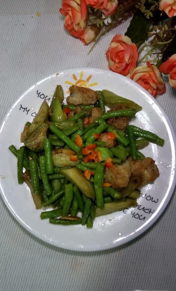 怎样做美味的丝瓜炒豆角？