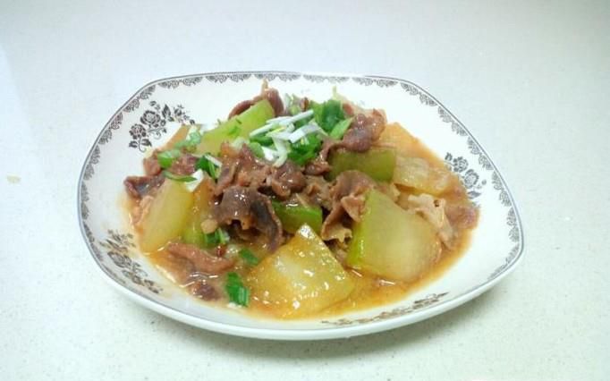 羊肉卷炒冬瓜的家常做法